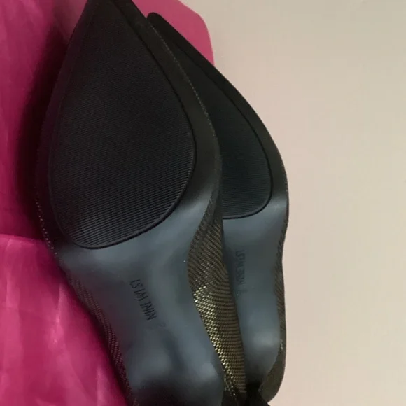 Nine West Shimmering Bronze 5” Heels - Picture 4 of 5